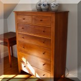 F32. Harden Furniture 7-drawer cherry dresser. 54”h x 36”w x 19”d 